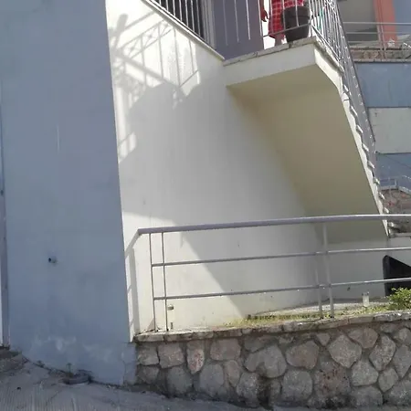 λευκάδα σπίτι με θέα 펜션 *