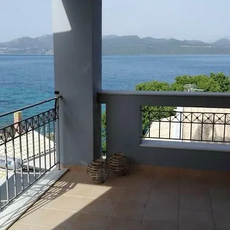 λευκάδα σπίτι με θέα 펜션